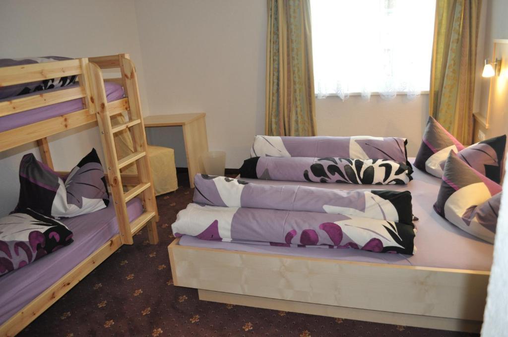 Haus Alpenflora Appartement Längenfeld Kamer foto
