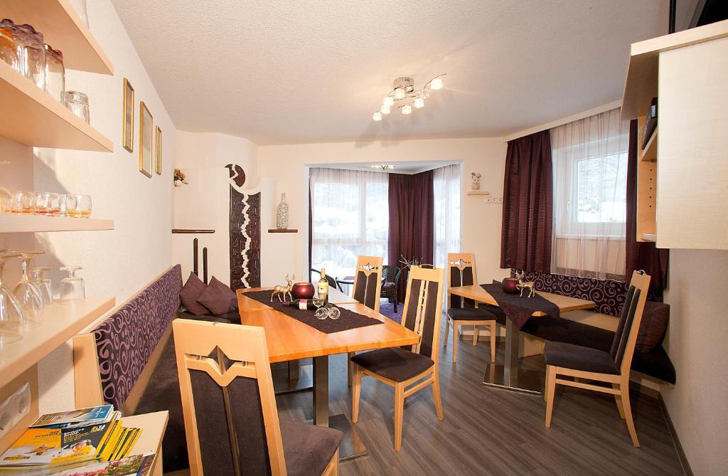 Haus Alpenflora Appartement Längenfeld Kamer foto